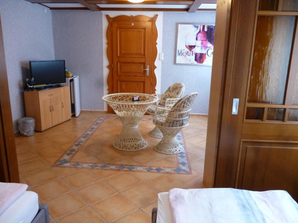 "Haus Ambiente" Apartment & Gaestehaus Brome - Modern, Zu Fairen Preisen מראה חיצוני תמונה