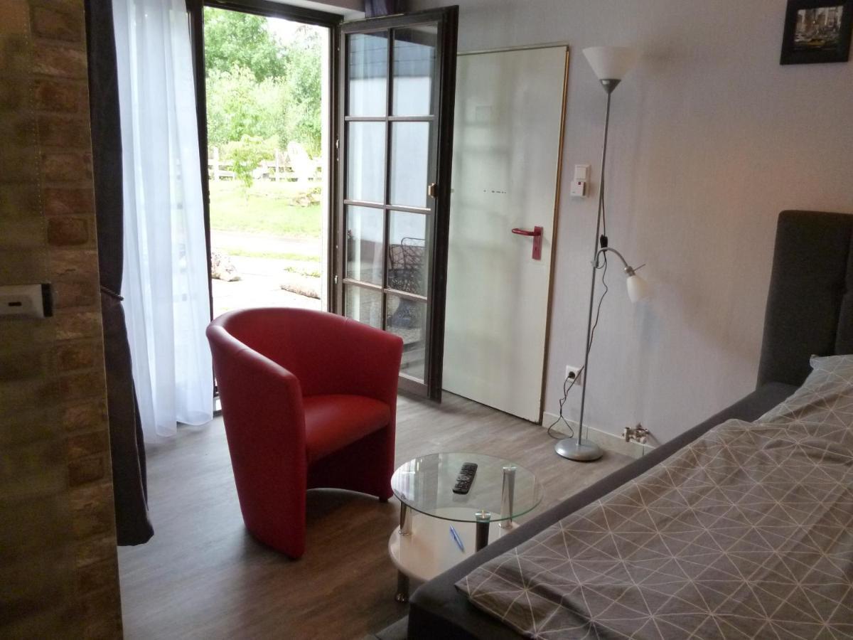 "Haus Ambiente" Apartment & Gaestehaus Brome - Modern, Zu Fairen Preisen מראה חיצוני תמונה
